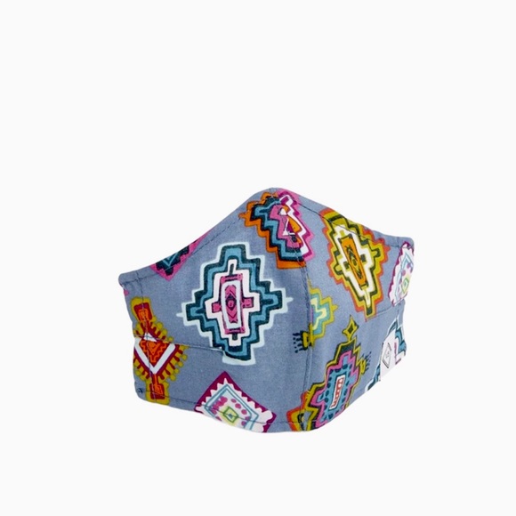 NWT Vera Bradley Face Mask on a Lanyard Painted Medallions Mask/Zen Gray Lanyard - Picture 2 of 11